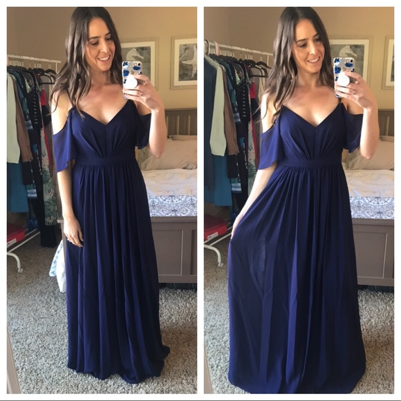 Lulus Dresses & Skirts - {Lulu’s} off shoulder maxi dress